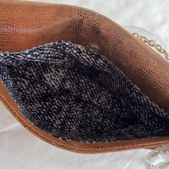 Urban Expressions Faux Leather Vegan Crossbody Clutch Purse New with Tags - Picture 10 of 15